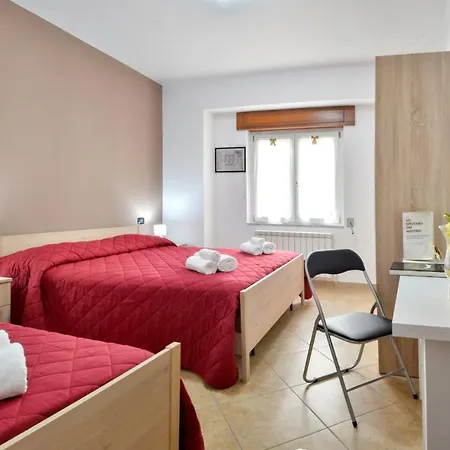 Alojamento de Acomodação e Pequeno-almoço Mastro Gio 3*